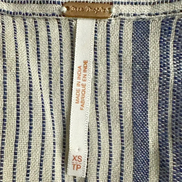 Free People | Baby Blues Button Down (XS) 💙 - Picture 7 of 8